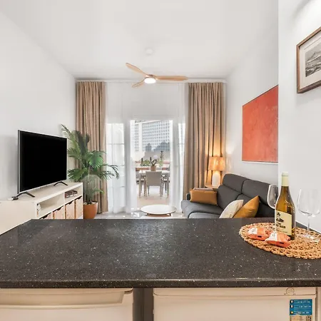 Yucca Park 1 Bed * 阿德耶